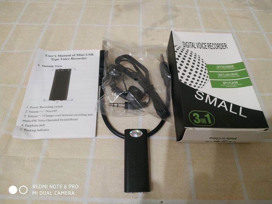 Міні диктофон з активацією голосом Savetek 200 8,  16,  32 гбайт