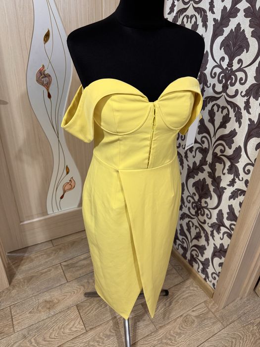 Сукня  літня святкова 48р.