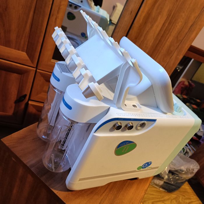 Kombajn kosmetyczny 8w1