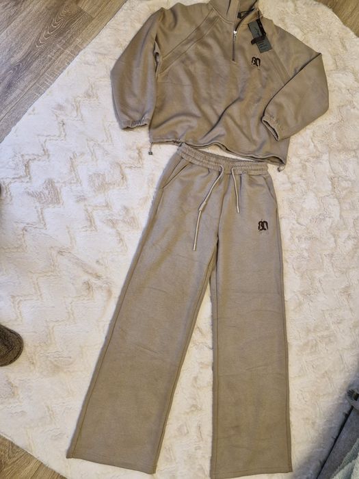 Спортивний костюм