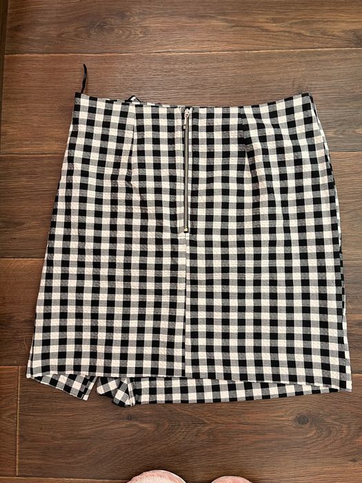 Спідниця H&M у клітку розмір XS-S