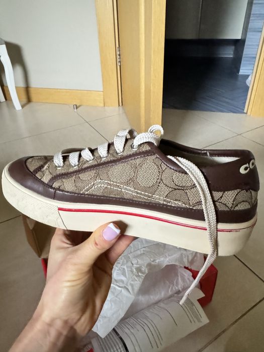 Продам кеды coach