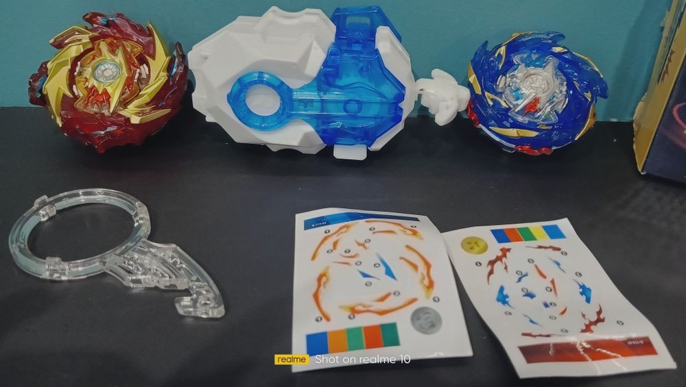 Metalowy bączek Hozuumo z wyrzutnią