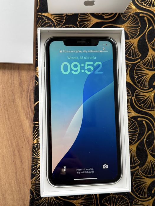 Bialy Apple iPhone XR 64 GB White