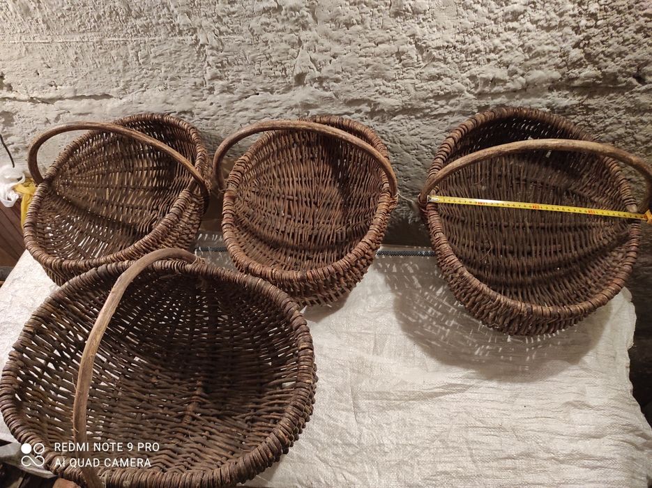 Продам корзины из лозы, больших размеров, б/у.