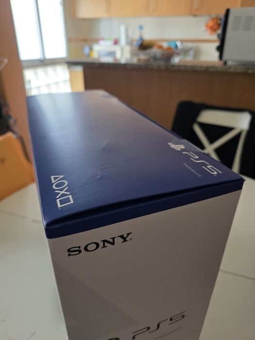 Playstation 5 Slim 1TB Com Disco - NOVA