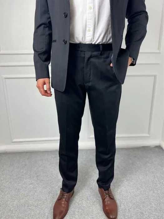 Garnitur czarny marki Pawo (100% wełna)