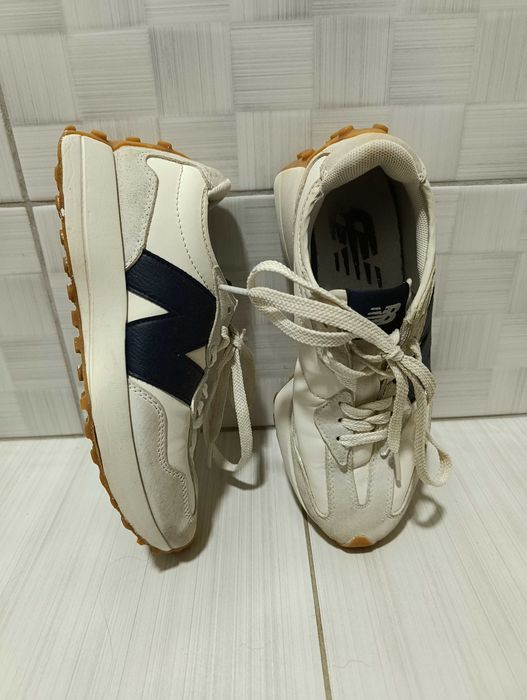 кроссовки New Balance 327 размер 38