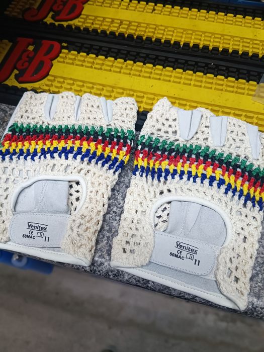 Luvas ciclista antigas em pele