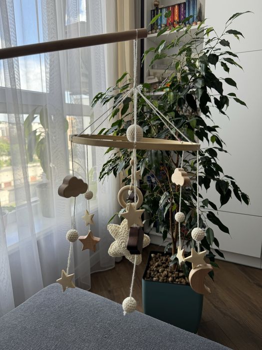 Мобіль на дитяче ліжечко