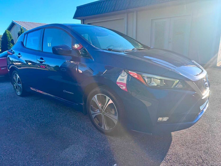 Nissan LEAF SL      2019