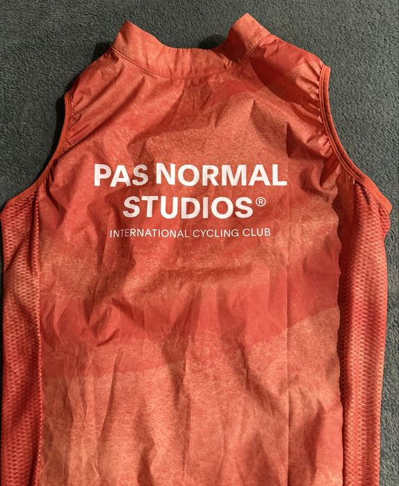Kamizelka rowerowa/kolarska PNS Pas Normal Studios Mechanism Stow Away Gilet
