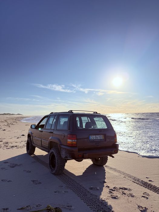 Jeep Grandcherokee64540250690179121