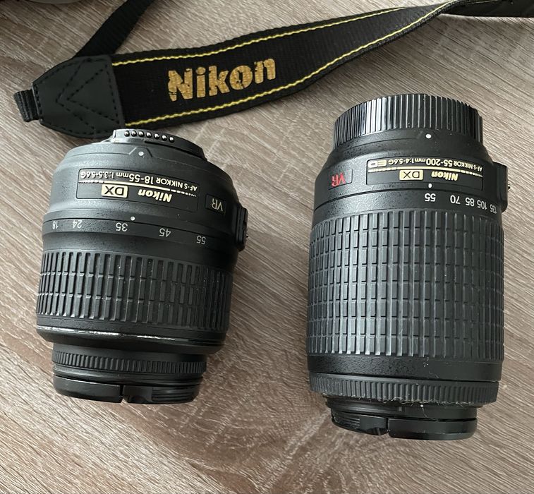 Nikon D3000 + 18-55mm VR + 55-200mm VR + Bolsa + Carregador