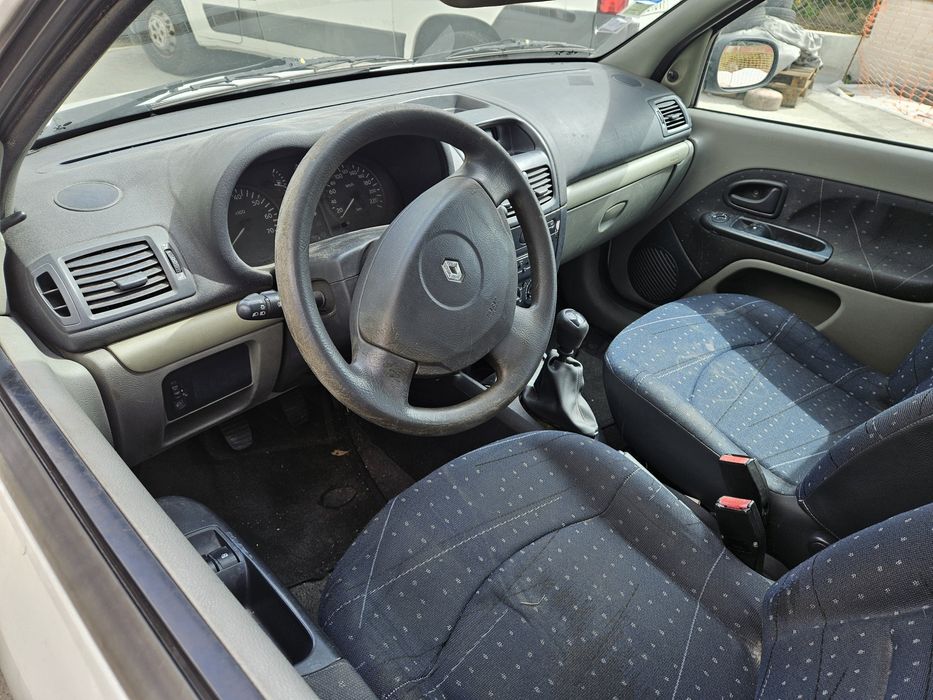 Renault clio2 gasolina