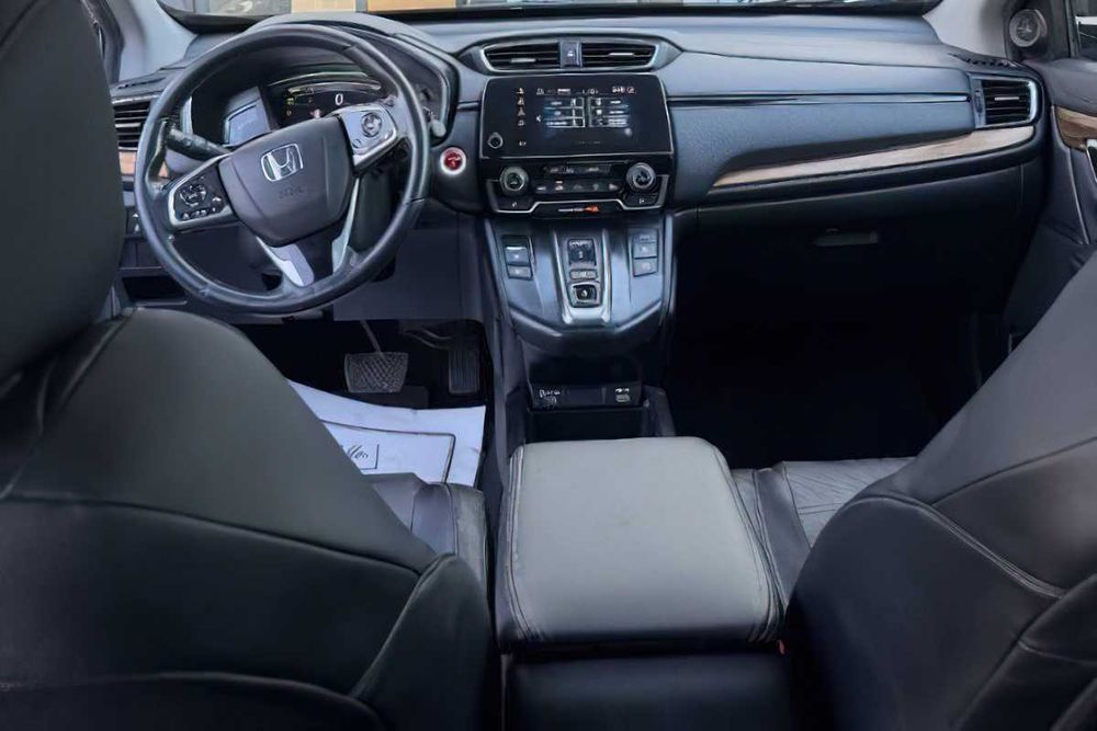 Honda CR-V Hybrid      2021