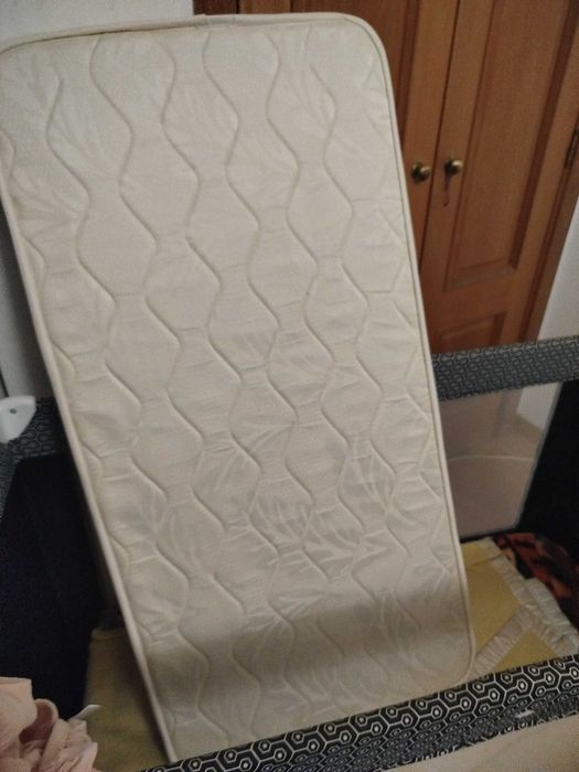 Cama de bebe +oferta de colchão