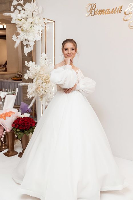 Весільне плаття