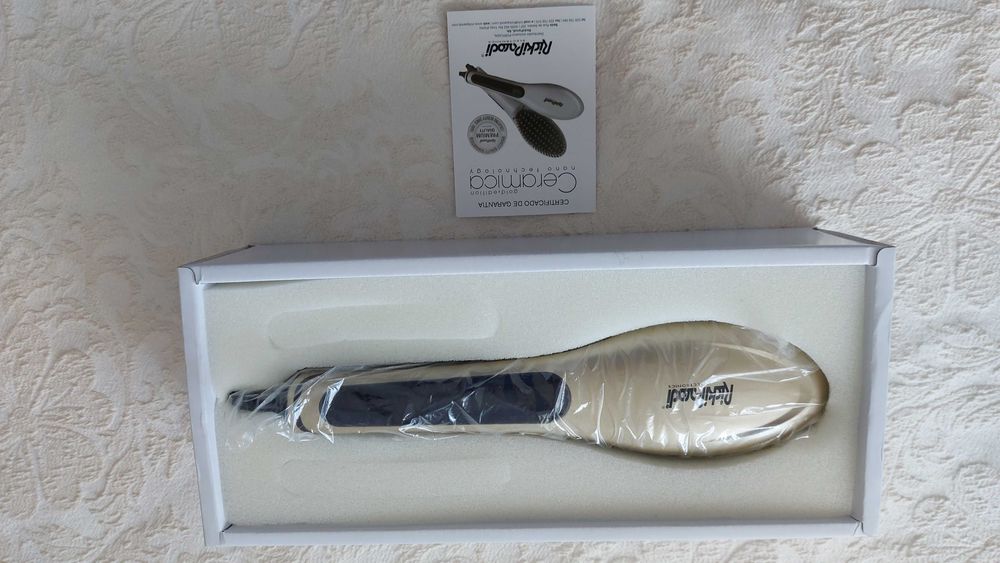 NOVO - Escova Alisadora Ricki Parodi