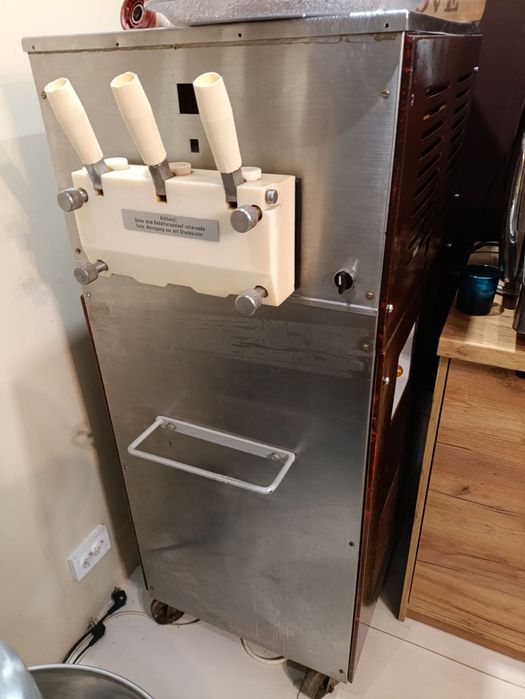 Фрізер для морозива