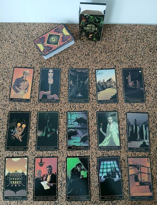 Tarot - Universal Monsters Tarot Deck