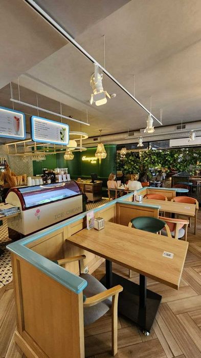 Сдам фасад 216 м2 Королева 18, БЕЗ коміссії під кафе,банк,клініку