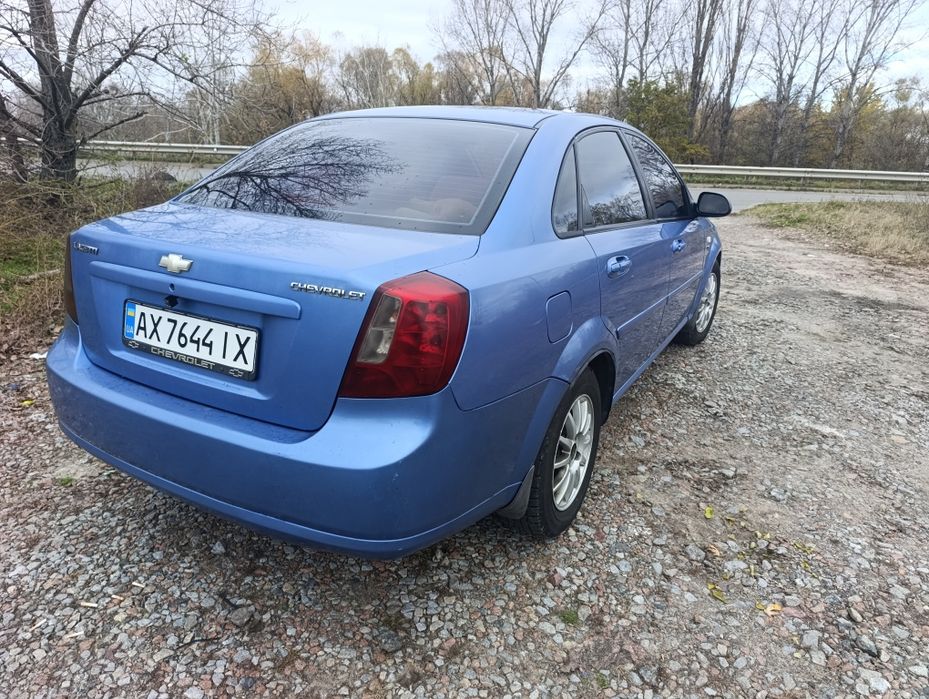 Продам  Chevrolet Lacetti SE