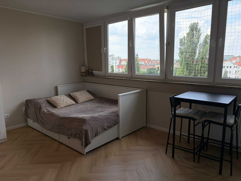 Wynajmę Kawalerka 25 m² | Drukarska | Sky Tower / UE | bez pośrednika