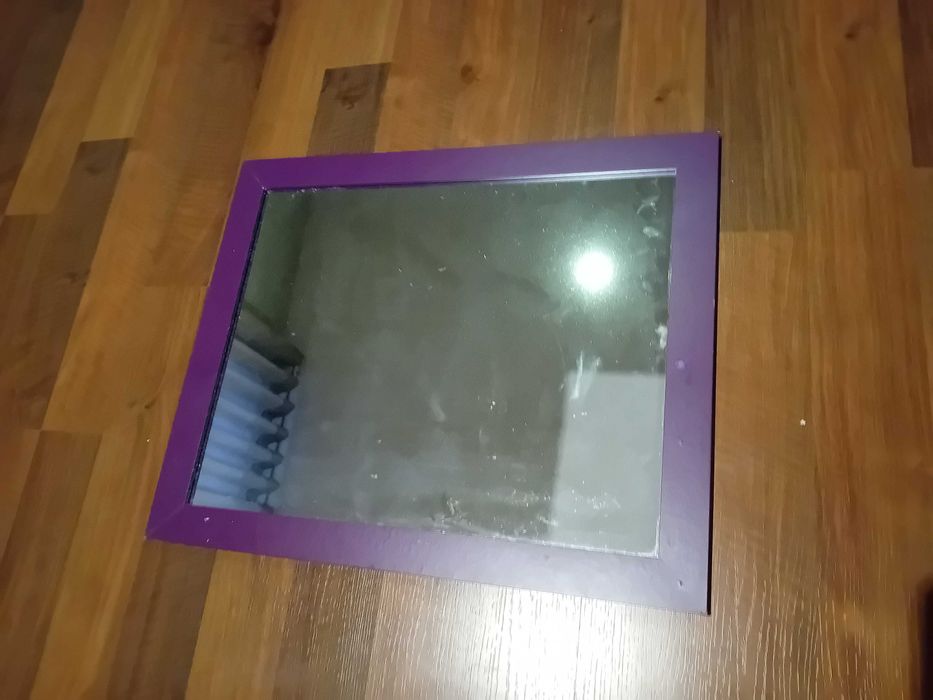 Espelho moldura roxa