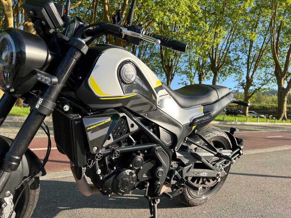 VENDO  BENELLI LEONCINO 250