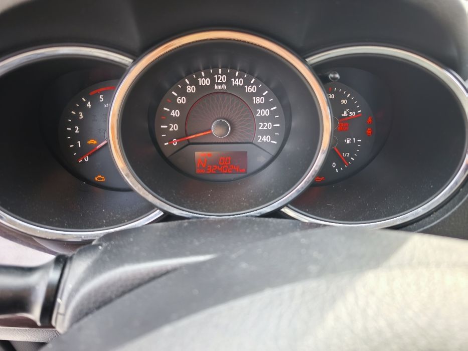 KIA Sorento 2.2 avariado