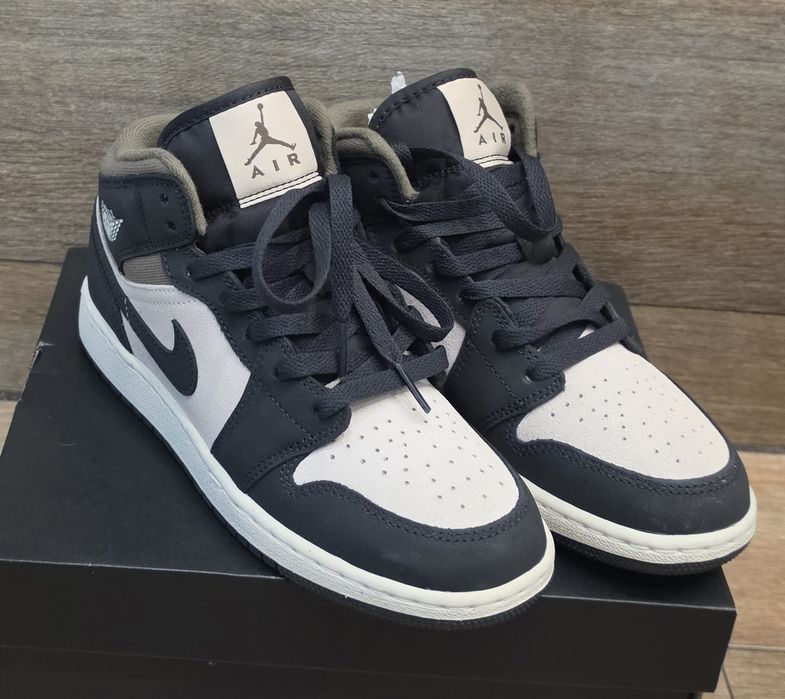 Oryhinalne buty Air Jordan 1 Mid (GS) Czarno-Zielone roz. 36,5