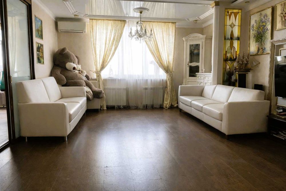 Продаж квартири ЖК Корона,Княжий затон,21.Метро Осокорки.