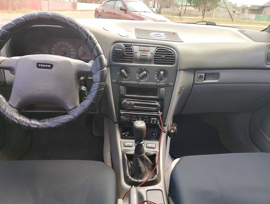 Продам volvo s40