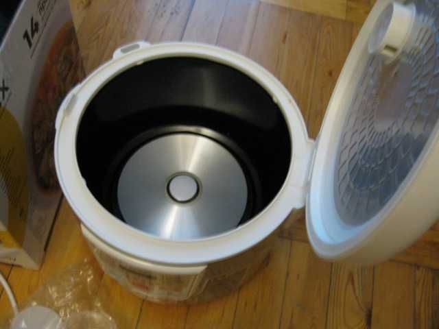 Мультиварка Rotex RMC508-W