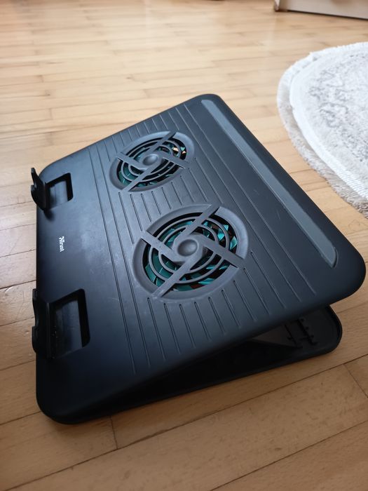 Охолоджуюча підставка до ноутбука Trust Cyclone