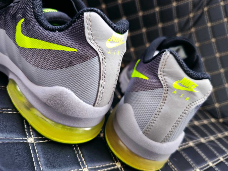 Кроси Nike Air Max Invigor GS - 38 (25см)