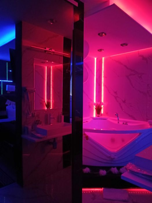 Pokój z  JACUZZI na wyłączność.Urodziny,zaręczyny.Mazow.