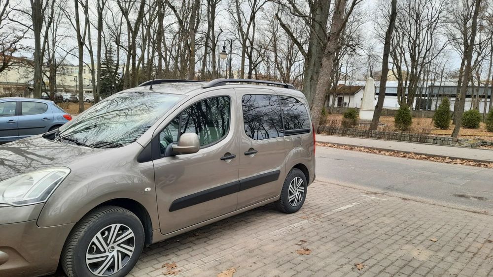 Citroën Berlingo 2014Rok 1.6hdi Super Stan. BEZWYPADKOWY Chojnice