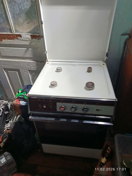 Продається в робочому стані плитка газова