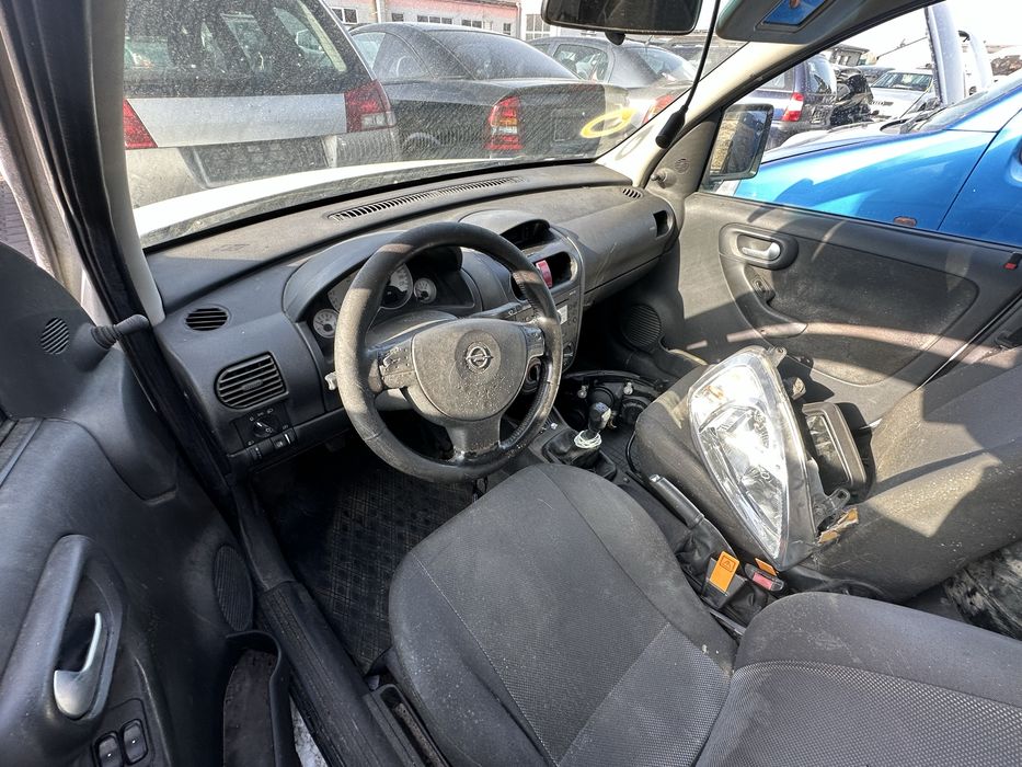 Opel Combo 1.4 benzyna 2010 w całości na części