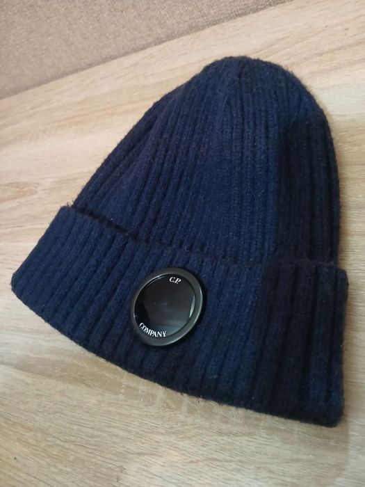 C.P Company шапка. Продам шапку.