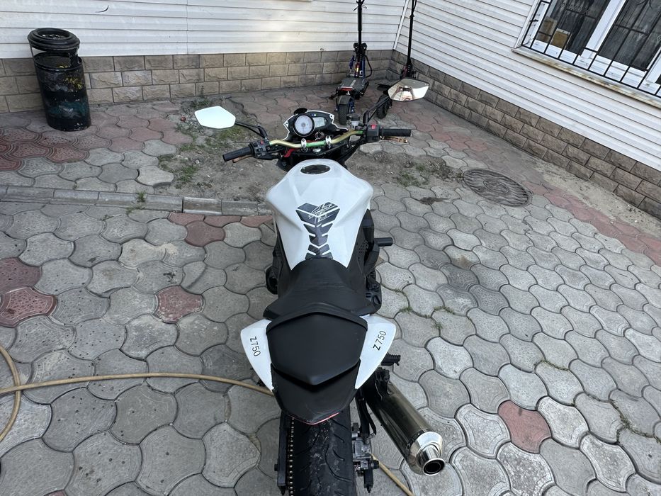 Продам Kawasaki Z750