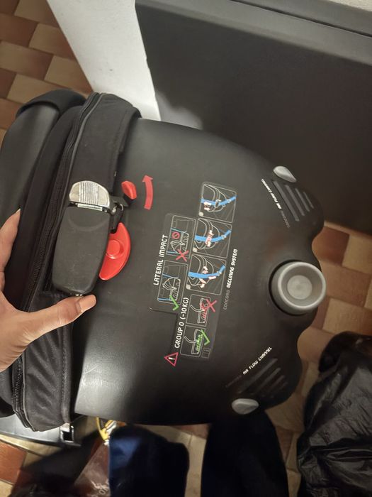 Alcofa de bebe com base para carro