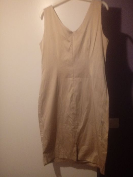 Sprzedam sukienke rozmiar 44