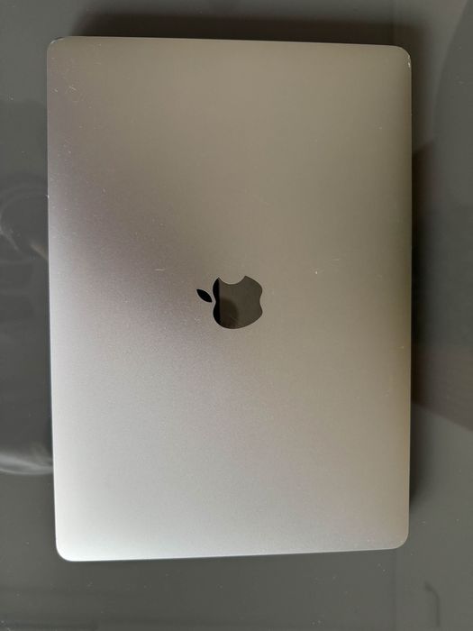 MacBook Pro M2 (2022) – Impecável | 512GB SSD | Como Novo