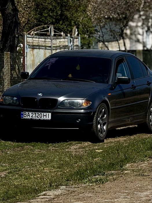 Продаж бмв е 46 2003 рік на автоматі