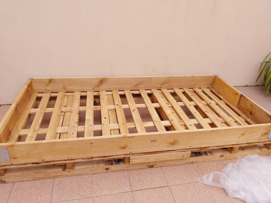 Revestimento de parede em cerâmica 260cm x 120cm