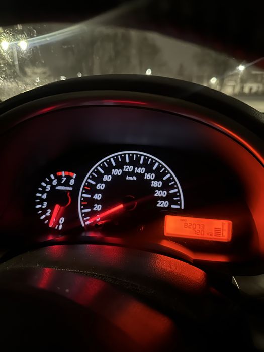 Nissan Micra 2012r 1,2benzyna