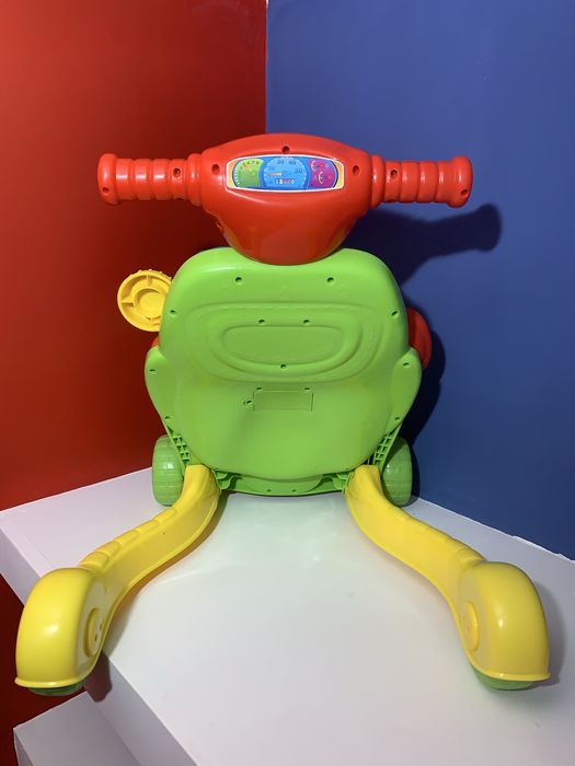Andador/andarilho de bebe clementoni